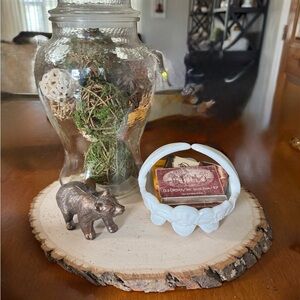 Vintage Westmoreland Dogwood White‎ Milk Glass Split Handle Basket